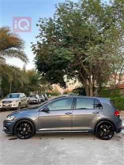 فولكسفاغن جولف R